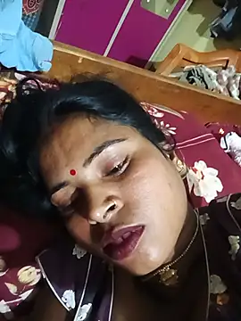 Snapshot of KRITIKA01990 chatting on July 8, 7:58 pm KRITIKA01990 online show from July 8, 7:58 pm