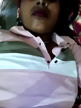 Snapshot of KRITIKA01990 chatting on June 10, 7:20 am KRITIKA01990 online show from June 10, 7:20 am