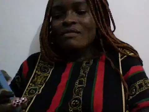 Snapshot of MissElsie21 chatting on June 12, 8:28 pm MissElsie21 online show from June 12, 8:28 pm