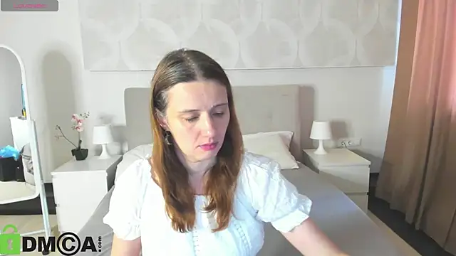 Snapshot of Kathrine-Meyer chatting on July 9, 1:06 am Kathrine-Meyer online show from July 9, 1:06 am