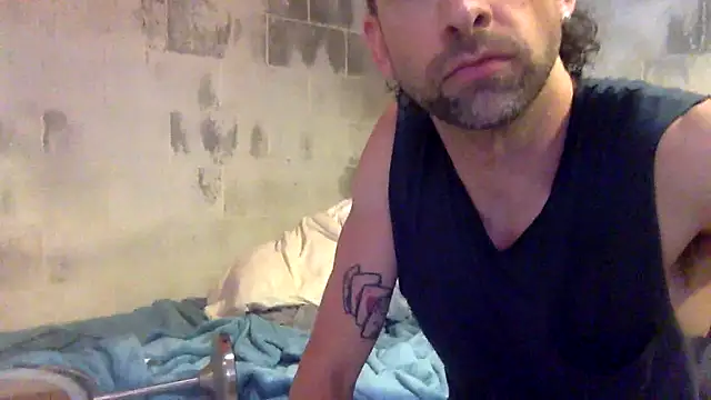 Snapshot of thierrybae chatting on June 14, 4:57 am thierrybae online show from June 14, 4:57 am