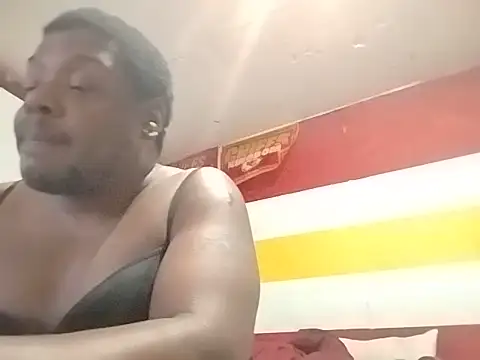 Cum0nm3Zaddy online show from June 11, 9:39 am
