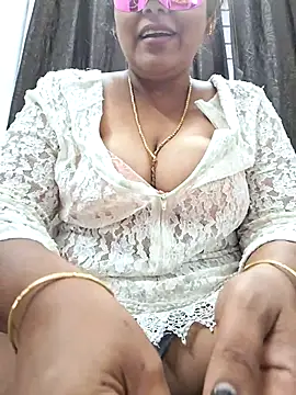 Hot Sreeja Tamil online show from July 20, 1:02 pm