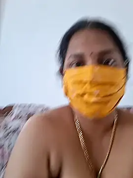 Hot Sreeja Tamil online show from June 19, 9:15 am