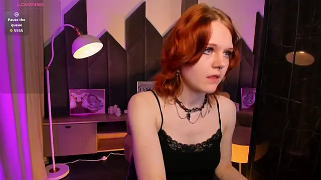 Snapshot of Goddess__Alice chatting on June 25, 1:16 pm Goddess Alice online show from June 25, 1:16 pm