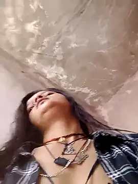 Snapshot of Hot_bhabi0123 chatting on June 27, 4:18 am Hot bhabi0123 online show from June 27, 4:18 am