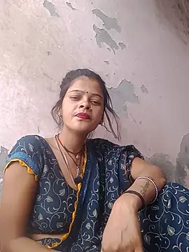 Snapshot of Hot_bhabi0123 chatting on June 28, 4:52 am Hot bhabi0123 online show from June 28, 4:52 am