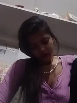 Snapshot of Hot_bhabi0123 chatting on June 23, 5:44 pm Hot bhabi0123 online show from June 23, 5:44 pm