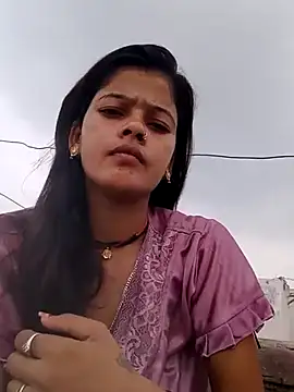 Snapshot of Hot_bhabi0123 chatting on July 9, 4:35 am Hot bhabi0123 online show from July 9, 4:35 am