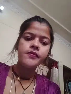 Snapshot of Hot_bhabi0123 chatting on June 4, 4:39 am Hot bhabi0123 online show from June 4, 4:39 am
