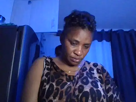 Snapshot of Sexylove255 chatting on June 5, 5:07 pm Sexylove255 online show from June 5, 5:07 pm