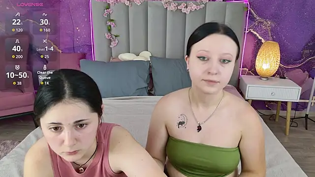 Snapshot of RuthHalll chatting on July 13, 10:03 am RuthHalll online show from July 13, 10:03 am