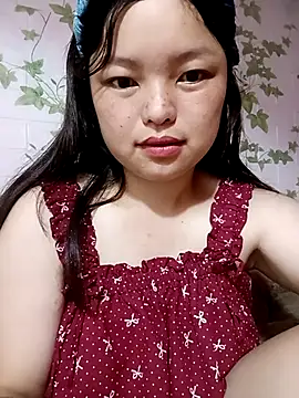 Snapshot of Linna-bae chatting on July 8, 12:57 am Linna-bae online show from July 8, 12:57 am