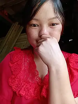 Snapshot of Linna-bae chatting on June 10, 9:10 am Linna-bae online show from June 10, 9:10 am