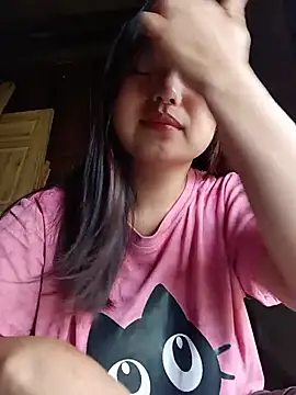 Snapshot of Linna-bae chatting on June 14, 12:07 am Linna-bae online show from June 14, 12:07 am