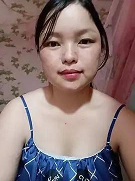 Snapshot of Linna-bae chatting on July 12, 6:03 am Linna-bae online show from July 12, 6:03 am