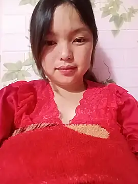 Snapshot of Linna-bae chatting on June 12, 12:41 am Linna-bae online show from June 12, 12:41 am