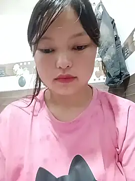 Snapshot of Linna-bae chatting on June 15, 1:11 pm Linna-bae online show from June 15, 1:11 pm
