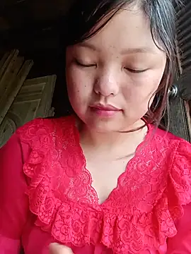 Snapshot of Linna-bae chatting on June 11, 3:58 am Linna-bae online show from June 11, 3:58 am