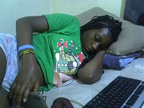 Snapshot of cuddle_lover1 chatting on June 28, 8:04 pm cuddle lover1 online show from June 28, 8:04 pm