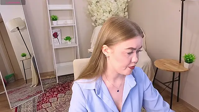 Snapshot of Lina_deels chatting on June 4, 6:56 pm Lina deels online show from June 4, 6:56 pm