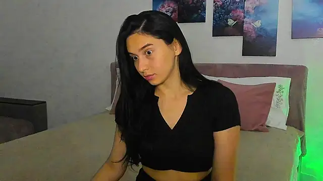 Camilla  Noor online show from June 20, 4:56 pm
