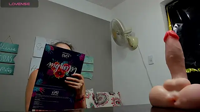 mikaela s3x online show from July 29, 3:33 pm
