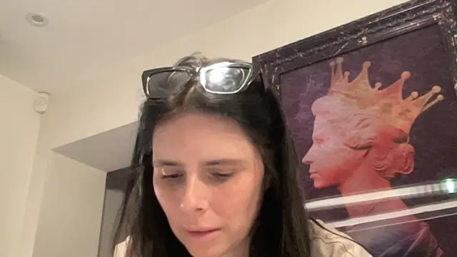 Snapshot of JadeLucy chatting on June 10, 8:43 pm JadeLucy online show from June 10, 8:43 pm
