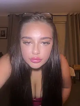 Maceysea  online show from June 3, 10:36 pm