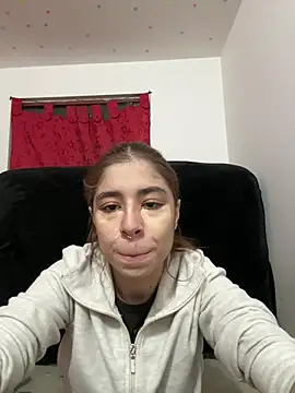 Cherry Luna1 online show from June 17, 12:32 am