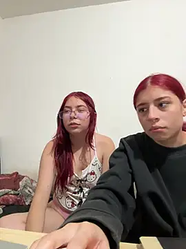 Cherry Luna1 online show from July 13, 8:02 am