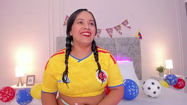 Emma-Velez online show from June 27, 12:22 pm