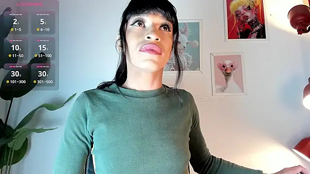 Snapshot of Gia_Demie chatting on July 2, 12:33 pm Gia Demie online show from July 2, 12:33 pm
