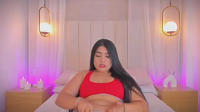  stephaniaaguirre online show from June 14, 11:44 am