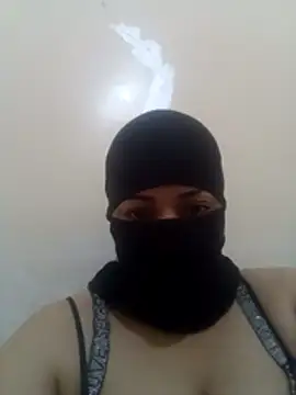 Snapshot of daloua_sexy chatting on June 17, 11:25 pm daloua sexy online show from June 17, 11:25 pm