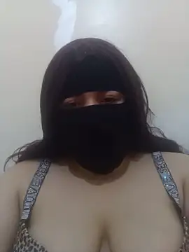 Snapshot of daloua_sexy chatting on June 9, 11:06 pm daloua sexy online show from June 9, 11:06 pm