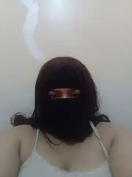 Snapshot of daloua_sexy chatting on June 7, 10:59 pm daloua sexy online show from June 7, 10:59 pm