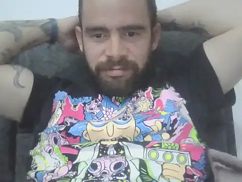 Snapshot of ragnor_vex1 chatting on June 19, 1:44 am ragnor vex1 online show from June 19, 1:44 am