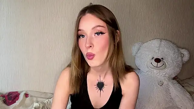 Snapshot of BestSweetyBB chatting on June 12, 3:43 pm BestSweetyBB online show from June 12, 3:43 pm
