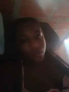 Ebony hotcol online show from August 4, 7:40 pm