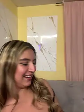 Snapshot of Sabrina1_Charm chatting on July 11, 2:23 am Sabrina1 Charm online show from July 11, 2:23 am