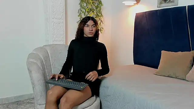 Snapshot of velvet_sex23 chatting on July 15, 7:26 am velvet sex23 online show from July 15, 7:26 am