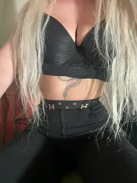 Crazylocotaa online show from June 8, 1:11 am