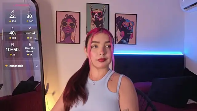 Snapshot of Maia_Mancini5 chatting on July 14, 10:27 pm Maia Mancini5 online show from July 14, 10:27 pm