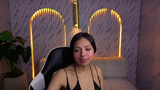 Snapshot of samantha_tx_ chatting on June 14, 3:08 am samantha tx online show from June 14, 3:08 am