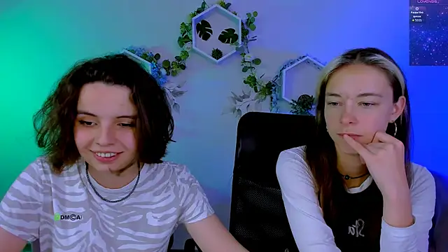 lia dream  online show from June 16, 2:06 pm