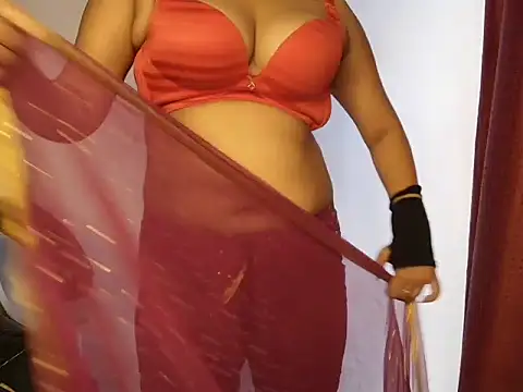 Sexydiya9 online show from July 14, 3:55 am