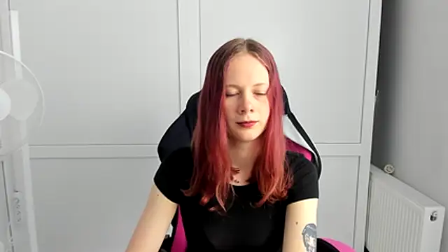 Snapshot of Skylar_spring chatting on July 10, 6:02 am Skylar spring online show from July 10, 6:02 am