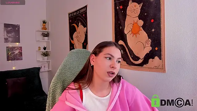Shycherry  online show from June 7, 1:05 pm