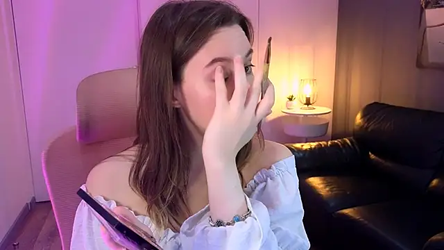 Niixi online show from June 18, 11:10 pm